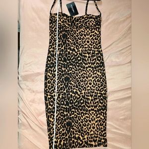 Pretty Little Thing dress size 10